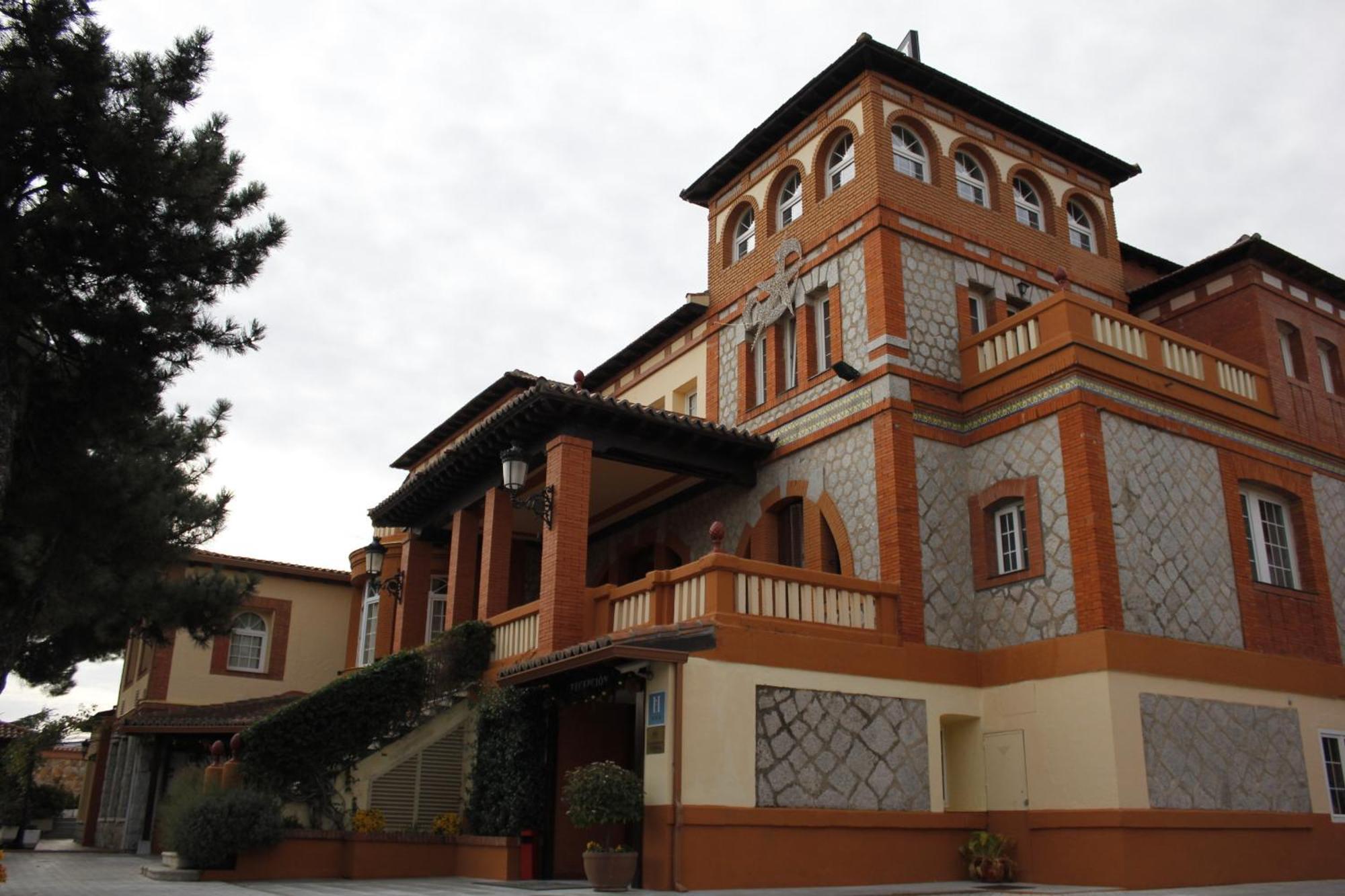 Gran Hostal El Chiscon Colmenar Viejo Luaran gambar
